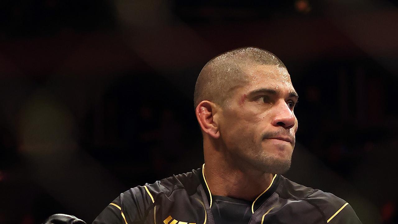 NEW YORK, NEW YORK - NOVEMBER 12: Alex Pereira walks out of the octagon after defeating Israel Adesanya during the 5th round of their Middleweight fight at UFC 281 at Madison Square Garden on November 12, 2022 in New York City. (Photo by Jamie Squire/Getty Images)