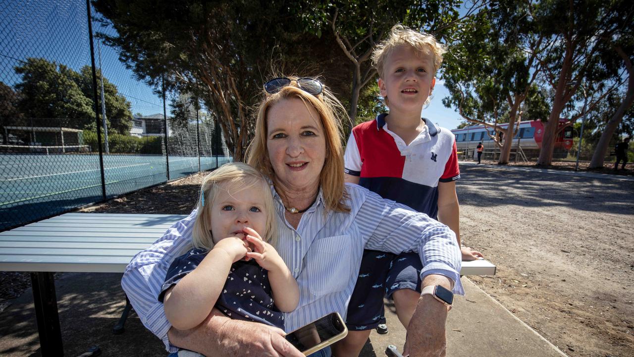 Elizabeth Crawford with her grandchildren Matilda and Tommy, waiting after the crash. Picture NCA NewsWire / Emma Brasier