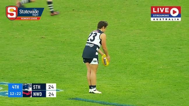 Courtney Gum kicks winning goal in 2018 Grand Final