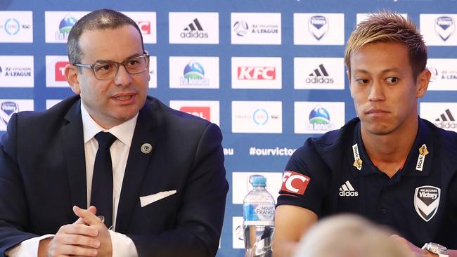 Chairman Anthony Di Pietro with Victory’s star signing Keisuke Honda