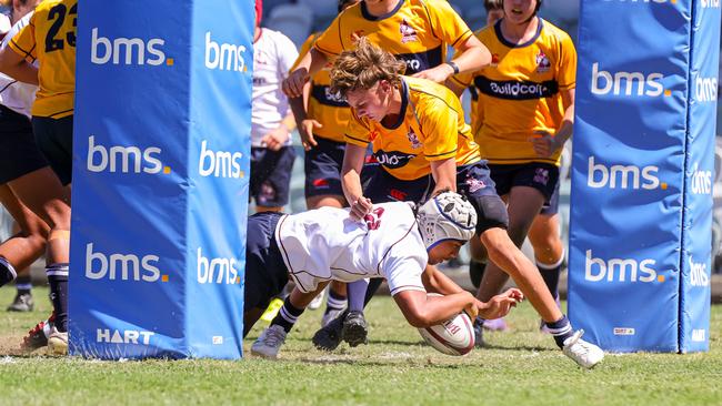 Buildcorp Emerging Reds Cup day one action between South East Queensland's Under-15s and Brisbane White Under-15s. Picture credit: QRU Media/ Erick Lucero.