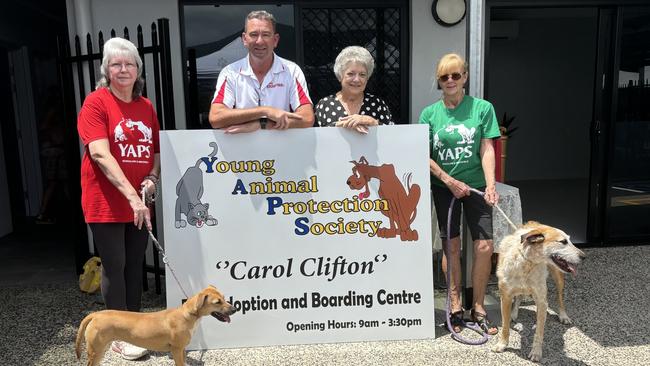 (From left) volunteer Kaye Birch, Barron River MP Craig Crawford, YAPS president Margaret Cochrane and long-time volunteer Carol Clifton with Wolfhound X Debbie and Dachshund X Wanda. Photo: Dylan Nicholson