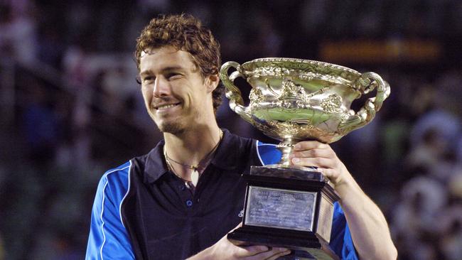 Marat Safin of Russia with the Australian Open trophy UT