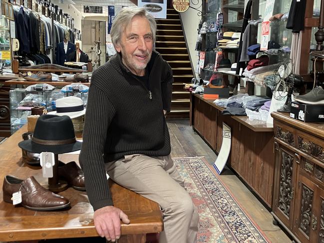 Veteran Geelong retail trader Hayden Spurling has started a closing down sale at The Squire Shoppe, cutting prices across the menswear store by 50 per cent.