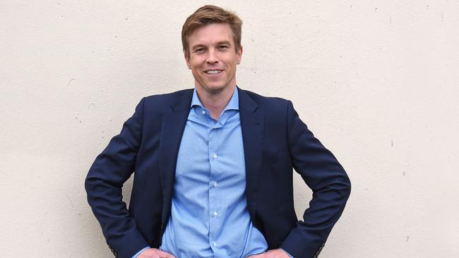 LNP's new candidate for Ryan, Cr Julian Simmonds poses for a photograph at the Walter Taylor Bridge in Indooroopilly. Thursday May 17, 2018. (AAP image, John Gass)