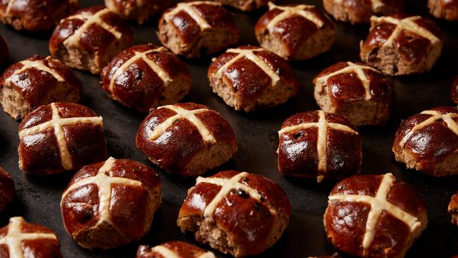 The ultimate hot cross bun guide from Melbourne boutique bakers.