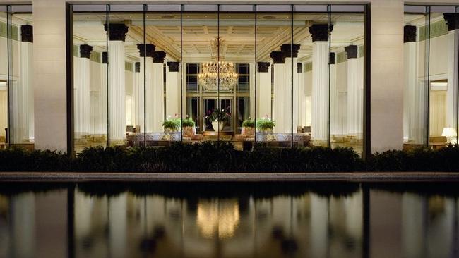 A view of Palazzo Versace’s lobby and that chandelier.