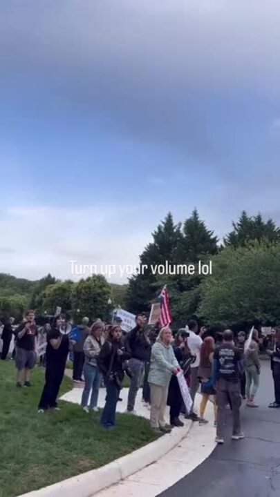 Crowds Protest Trump's Crypto Investor Dinner in Virginia