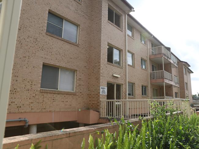 Levitt St, Wyong, housing commission block where the body of Mr Froggatt was discovered in a bedroom. Picture: John Grainger