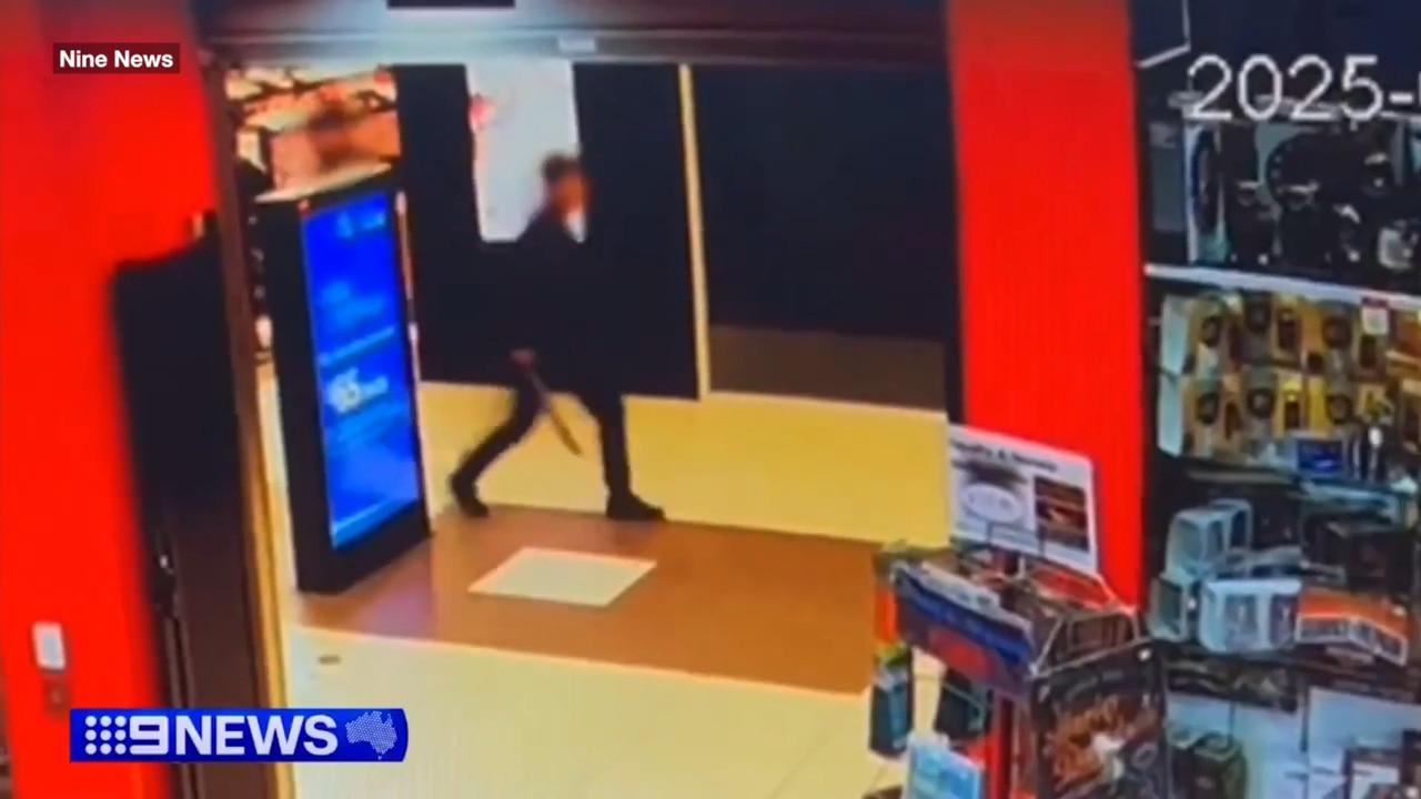 Machete-wielding teens terrorise shoppers
