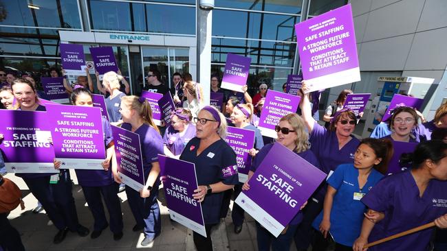 Nurses and midwives protest at Lyell McEwin Hospital. Picture: Tait Schmaal