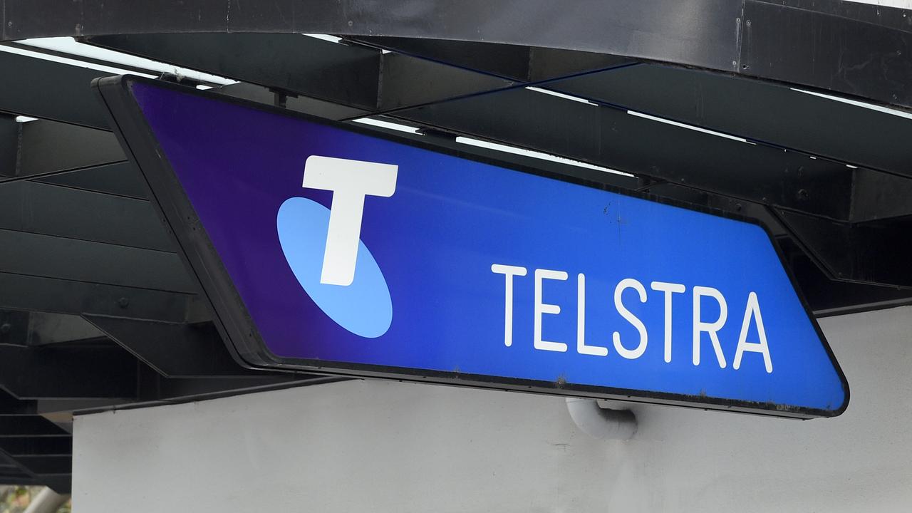 Telstra has been ordered to deregister hundreds of low-band radiocommunications sites after the consumer watchdog raised concerns it was hindering the rollout of rival telco Optus’ 5G network. Picture: NCA NewsWire / Andrew Henshaw