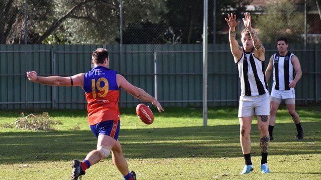 Rosenthal boots his 100th goal. Picture: Aaron Burgess