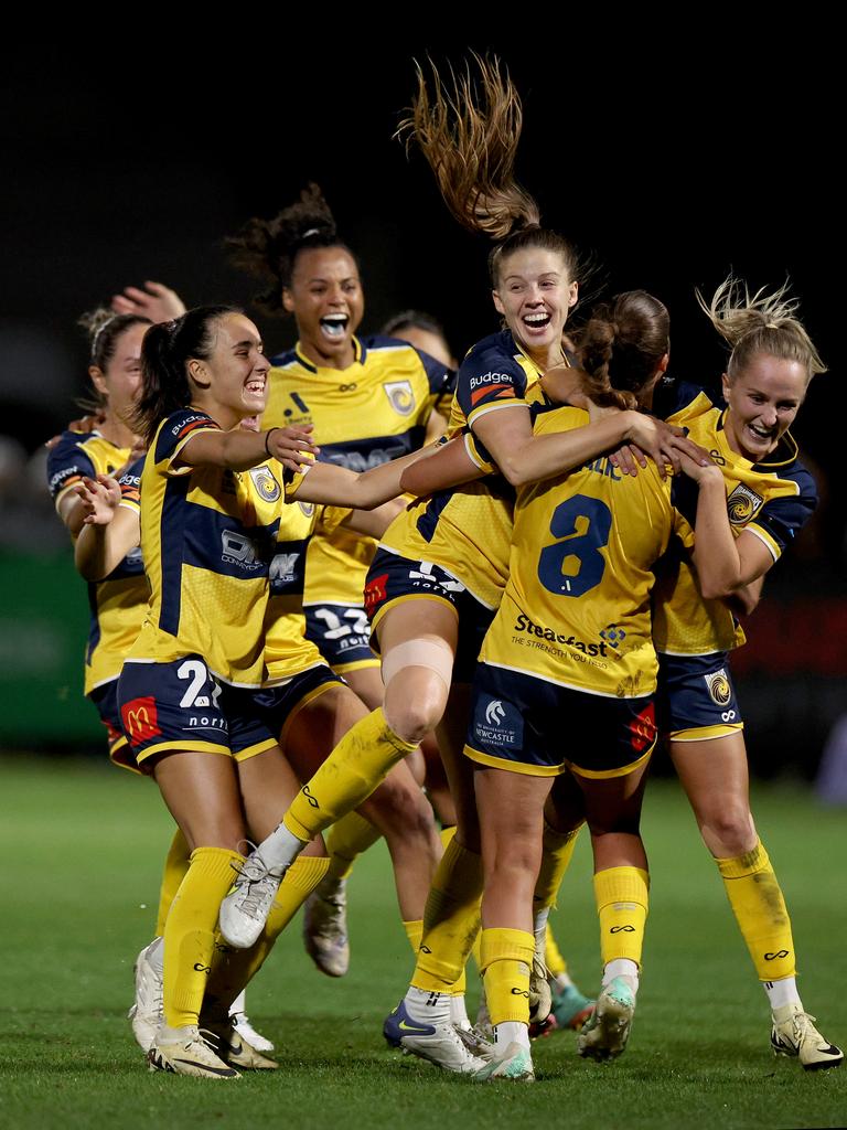 Mariners’ players celebrated their penalty shootout victory following the A-League Women Elimination Final against Melbourne Victory at the Home of the Matildas in Melbourne. It was an intense match, with the Mariners emerging victorious in the shootout to seal the win. Picture: Getty