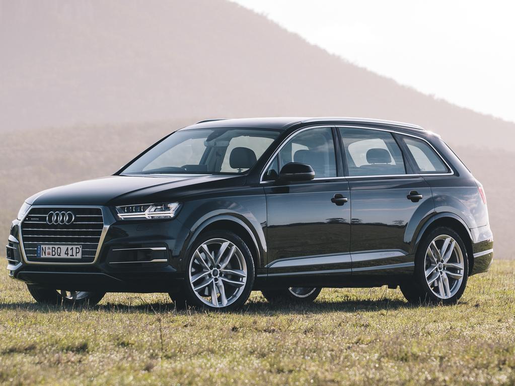 Новая ауди q7 2024. Ауди q7 2021. Audi q7 2016. Audi q7 2022. Audi q7 2021 Black.