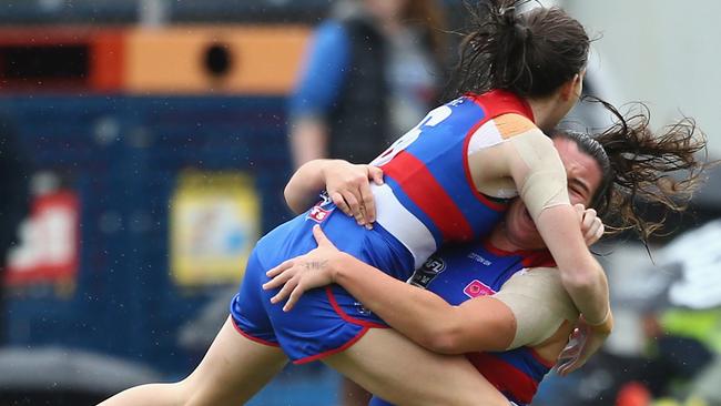 Kirsten McLeod and Bonnie Toogood celebrate. Picture: Getty