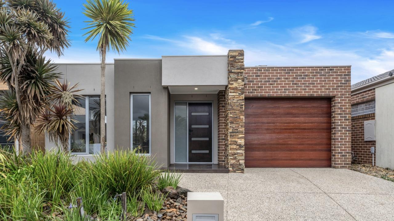 How this Craigieburn home surged $71k over price guide