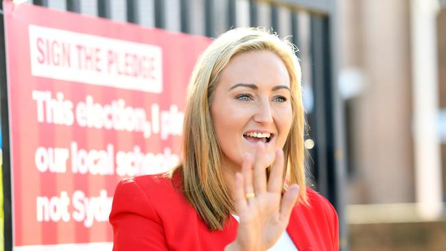 Labor candidate for Coogee Marjorie O'Neill campaigns at South Coogee Public School. Picture: Tracey Nearm