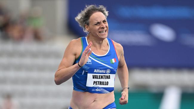 Valentina Petrillo on the track in Paris. Photo by Matthias Hangst/Getty Images.