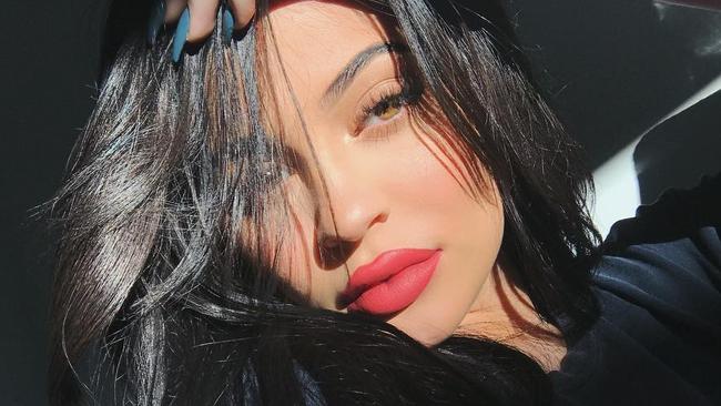 Kylie Jenner reveals baby name, set to become richer than Kim | news ...
