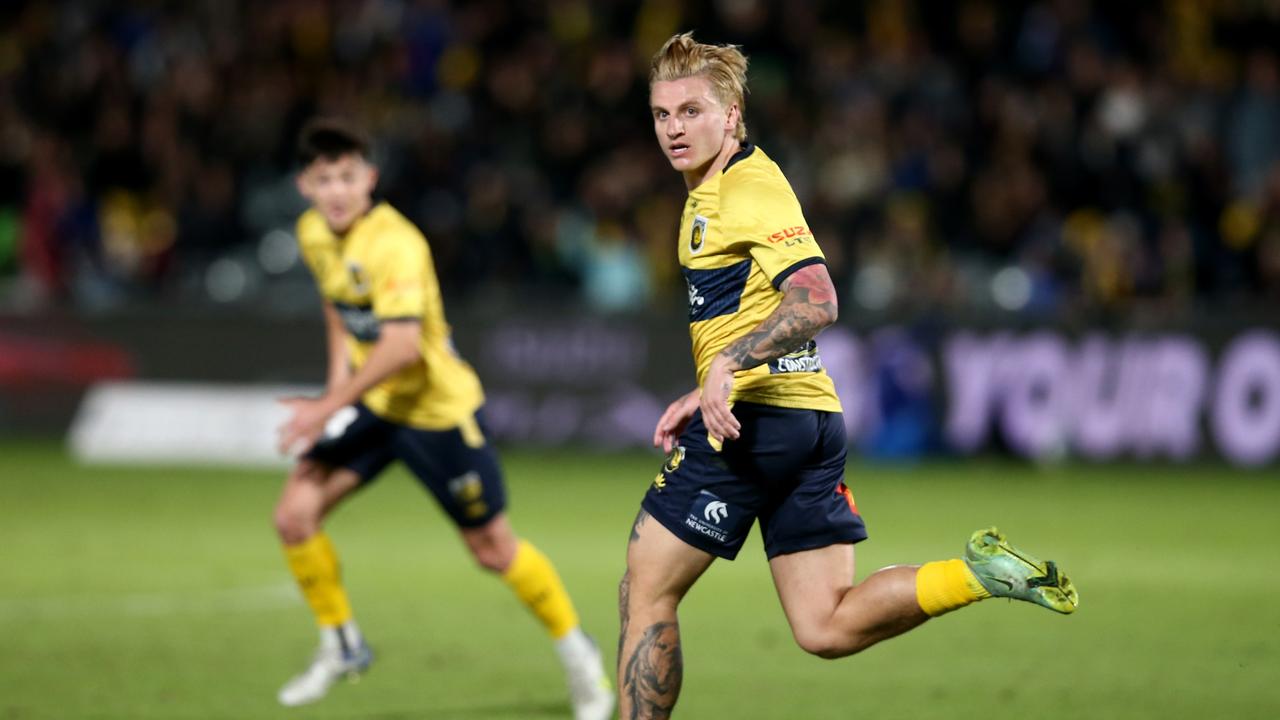 Jason Cummings loved scoring against the Jets, recording five goals during his stint with the Mariners. (Photo by Jason McCawley/Getty Images)