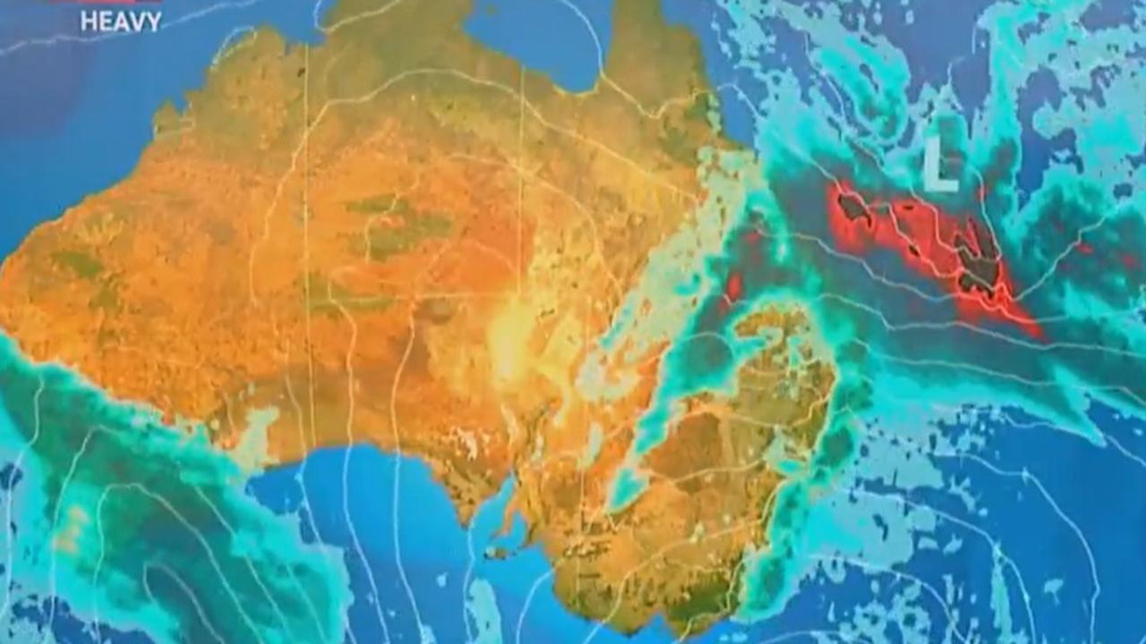 qld-nsw-weather-hervey-bay-brisbane-to-get-month-s-rain-in-24-hours