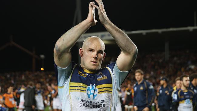 HAMILTON, NEW ZEALAND - AUGUST 03: Stephen Moore of the Brumbies thanks the crowd after losing the Super Rugby Final match between the Chiefs and the Brumbies at Waikato Stadium on August 3, 2013 in Hamilton, New Zealand. (Photo by Hannah Peters/Getty Images)