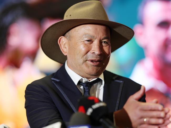 SYDNEY, AUSTRALIA - AUGUST 17: Wallabies head coach Eddie Jones speaks to media at Sydney International Airport on August 17, 2023 in Sydney, Australia. (Photo by Mark Metcalfe/Getty Images)