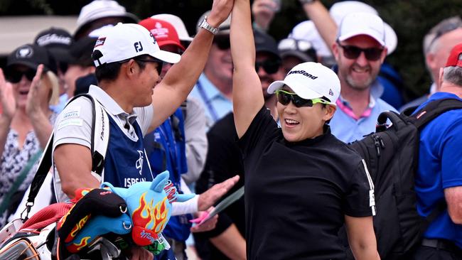 Legend survives scare in big Aus Open win