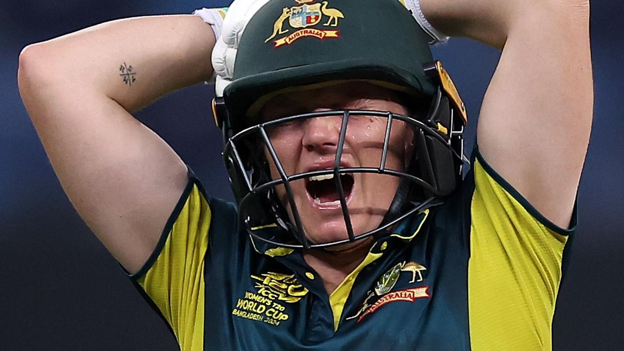 Worrying hint over ‘bloody sore’ skipper as Aussies face huge World cup semi final blow