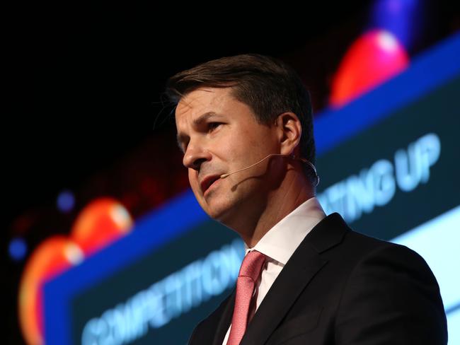 17/11/2017  Founder and Portfolio Manager VGI Partners Rob Luciano  speaking at the Sohn Hearts and Minds investment conference, which brings together leading investors from Australia and around the world to share their best investment ideas to raise money for medical research. (Jane Dempster/The Australian)