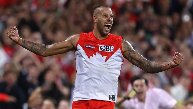 Lance Franklin celebrates after kicking his 1000th AFL career goal. Picture: Phil Hillyard