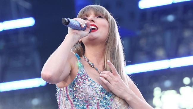 MELBOURNE, AUSTRALIA - FEBRUARY 16: EDITORIAL USE ONLY. NO BOOK COVERS Taylor Swift performs at Melbourne Cricket Ground on February 16, 2024 in Melbourne, Australia. (Photo by Graham Denholm/TAS24/Getty Images for TAS Rights Management)