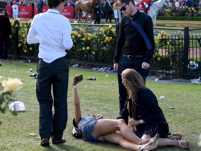 Melbourne Cup 2017 Drunken Antics Begin At Flemington Photos The Courier Mail