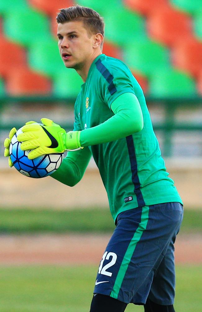 Mitchell Langerak