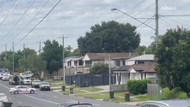 Police Close Bradman St In Sunnybank Hills As Siege Unfolds The Courier Mail 3142