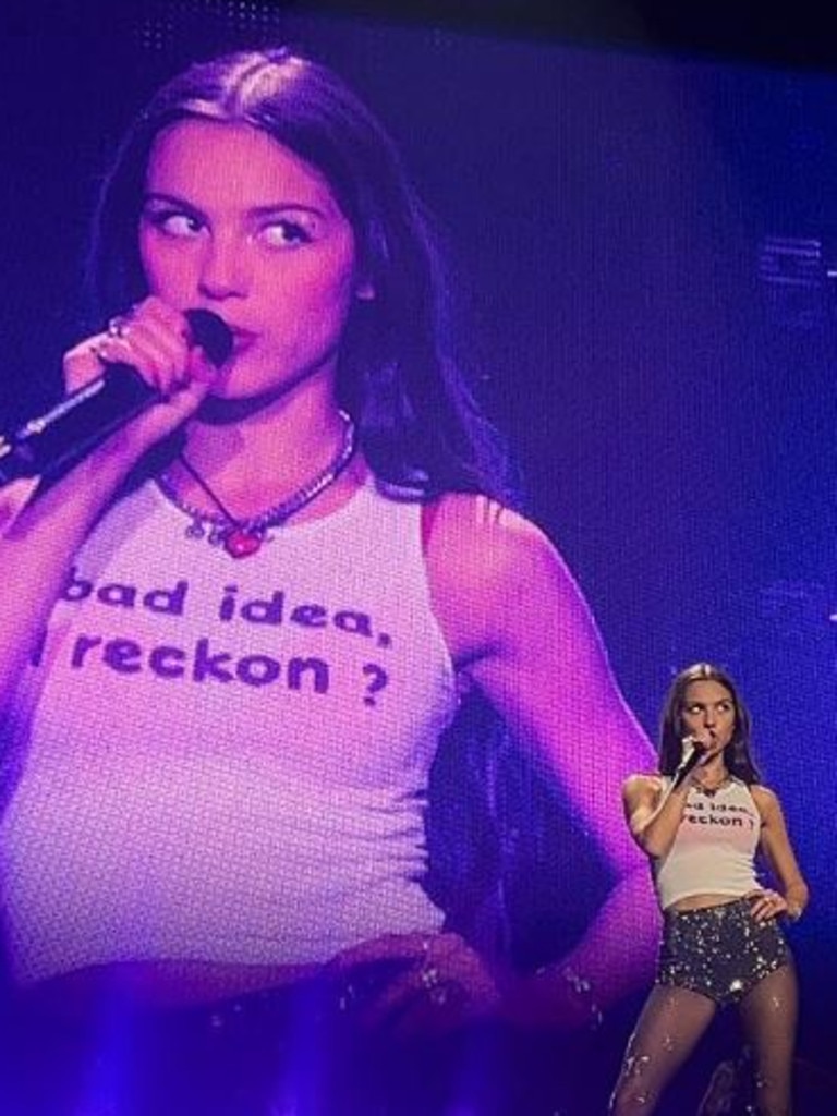 Melbourne Night 1 tee: “Bad idea, I reckon?”