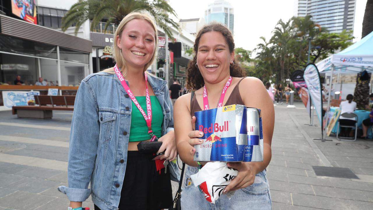 24 Photos Day Three Of Schoolies In Surfers Paradise Gold Coast Bulletin 