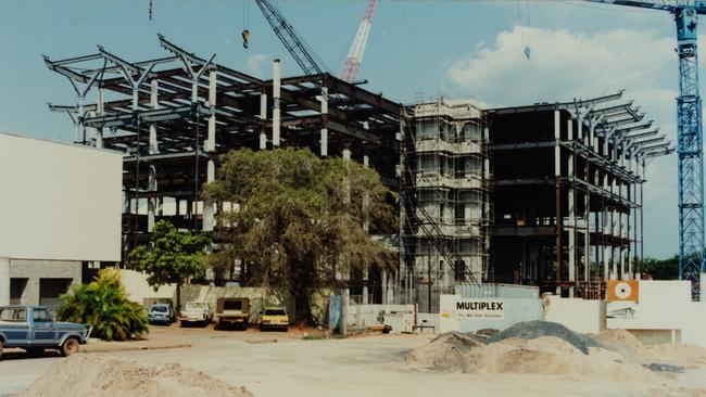 Cabinet papers 1992 – Construction of Parliament House, Darwin.