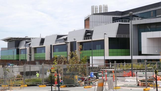 Site shots of the new Royal Adelaide Hospital from North Terrace. 23/02/16 Picture: Stephen Laffer