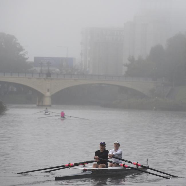 It was Melbourne’s coldest morning of the year so far on Friday. Picture: NCA NewsWire/Andrew Henshaw