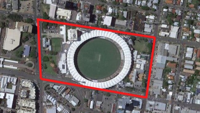 There are fears upgrading The Gabba won't fit within the existing stadium's footprint without major works to the surrounding streets.