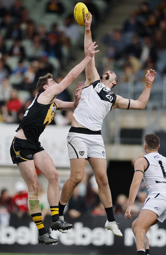 Brayden Crossley wins a hit-out in the grand final. Picture: Michael Klein