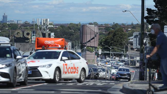 An inquiry has called for a review into the bus lane.