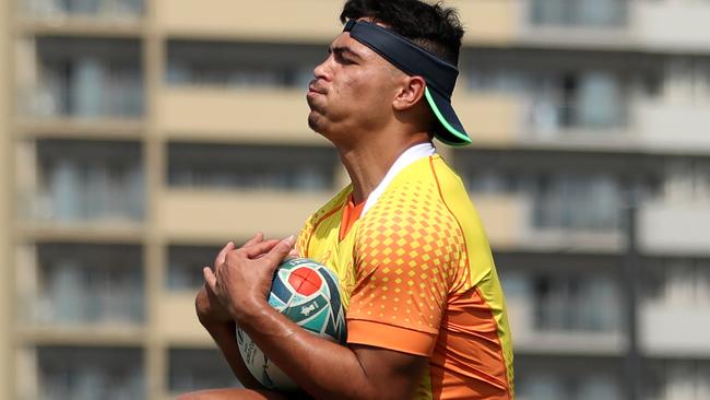 TOKYO, JAPAN - OCTOBER 02:  Jordan Petaia of Australia gathers a high ball during a training session at Urayasu Park on October 02, 2019 in Tokyo, Japan. (Photo by Dan Mullan/Getty Images)