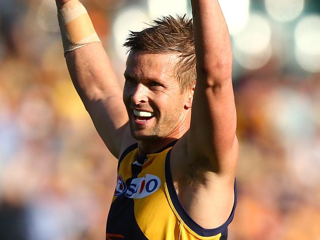 PERTH, AUSTRALIA - AUGUST 27: Mark LeCras of the Eagles celebrates a goal during the round 23 AFL match between the West Coast Eagles and the Adelaide Crows at Domain Stadium on August 27, 2017 in Perth, Australia.  (Photo by Paul Kane/Getty Images)