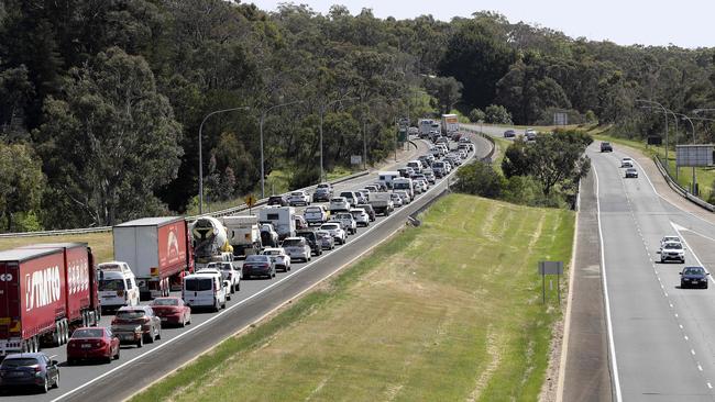 The backlog of cars extended to Mt Barker at the height of the delay. Picture: Sarah Reed