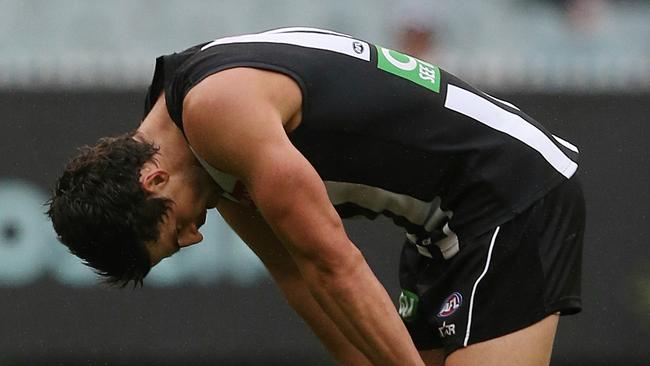 Scott Pendlebury misses a goal. Picture: Wayne Ludbey