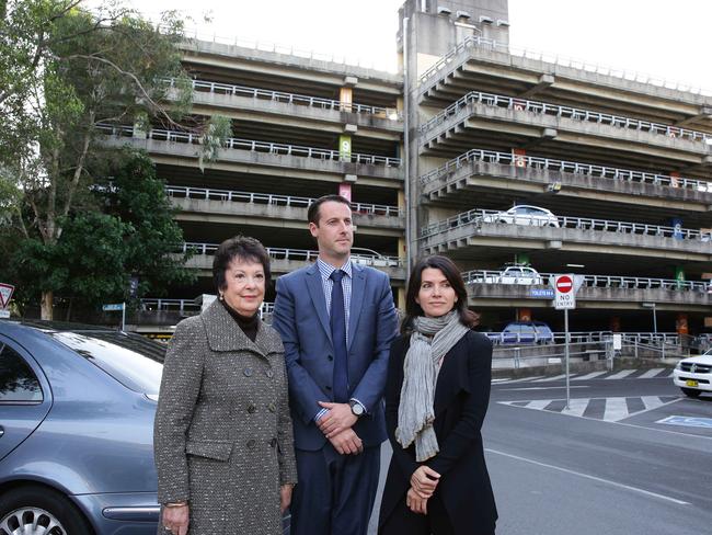 Jean Hay with Daniel Robertson and Tracy Nietzke at Whistler St carpark. Picture: Virginia Young.