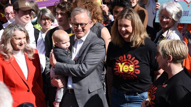 Anthony Albanese campaigns for the voice alongside Liberal MP Bridget Archer in Launceston. Picture: Alex Treacy